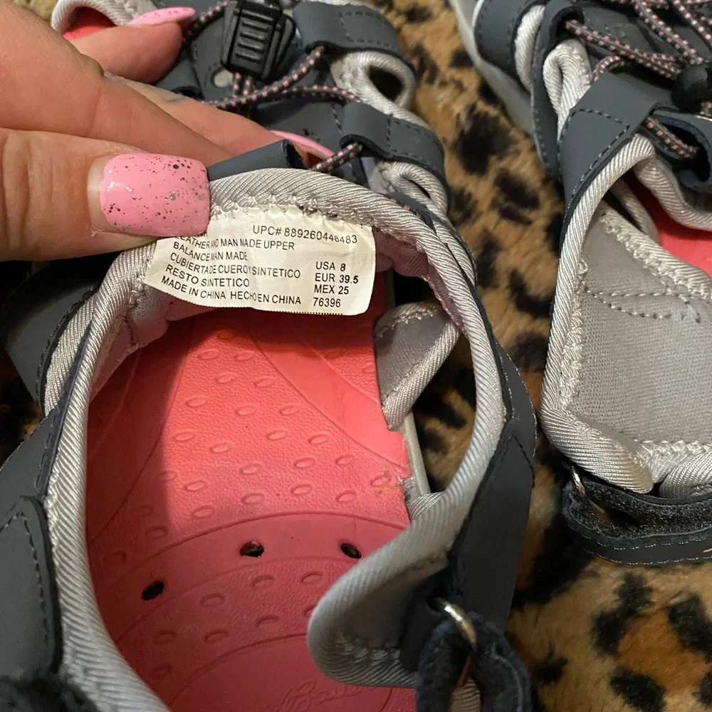 Eddie Bauer shoes size 8 - Picture 4 of 5